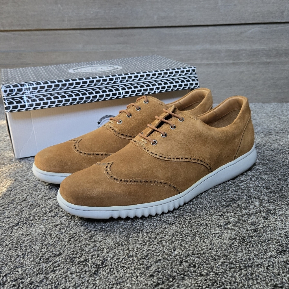 Driver Club USA New London Tan Suede Oxfords NEW size 10.5 Brown Suede Oxfords